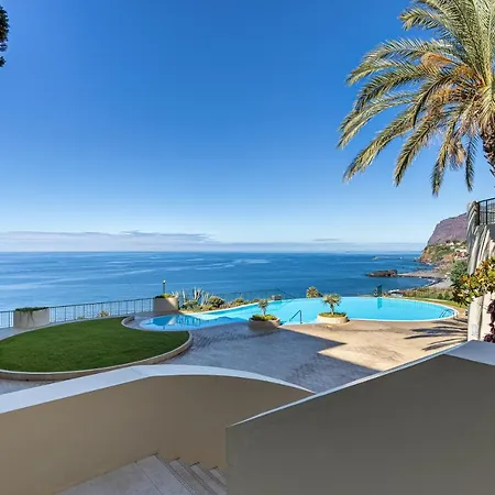 Atlantic Ocean View Apartament Funchal (Madeira)