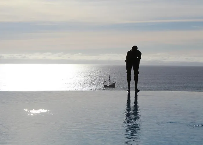 Atlantic Ocean View Фуншал
