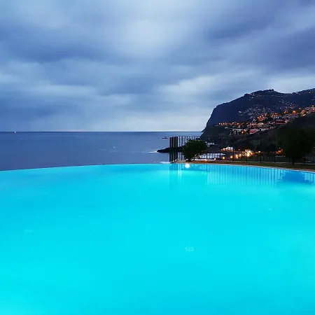 Atlantic Ocean View *